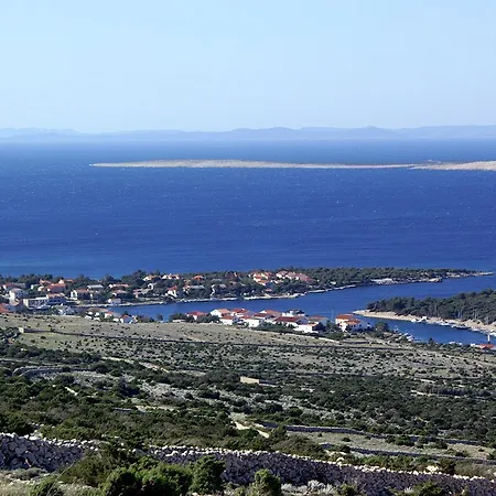 Simuni 236d * Pag Town